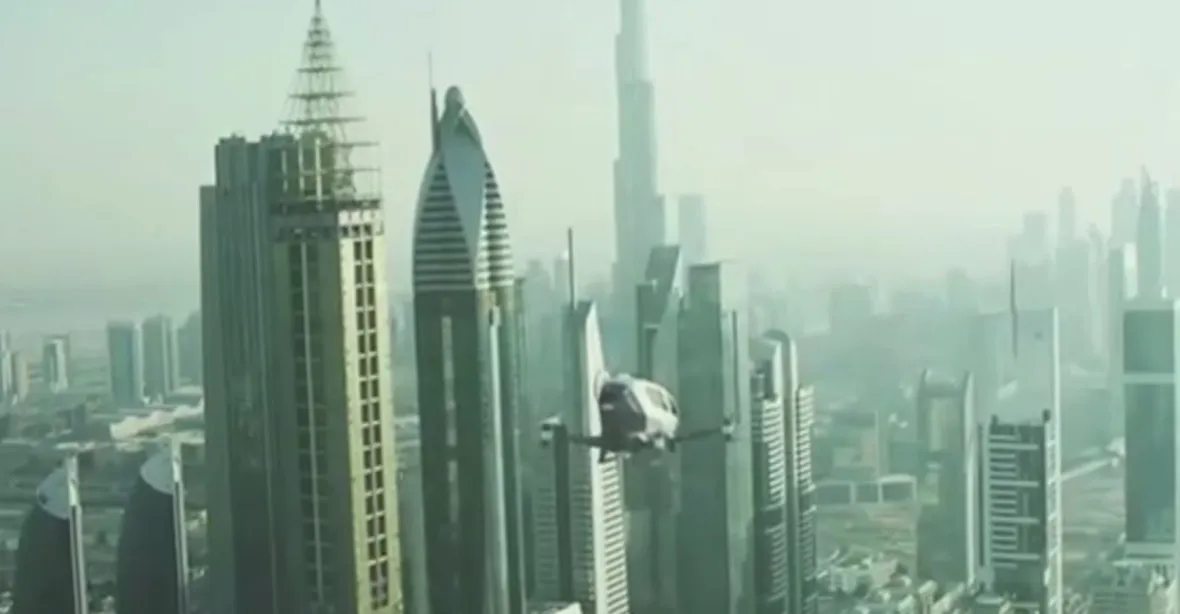 V Dubaji zavádějí létající taxíky bez pilota