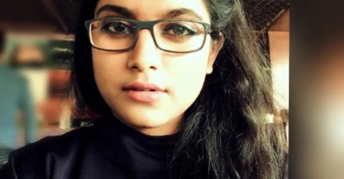 Imámové uvalili fatvu na 16letou zpěvačku. Mají strach z hněvu Alláha