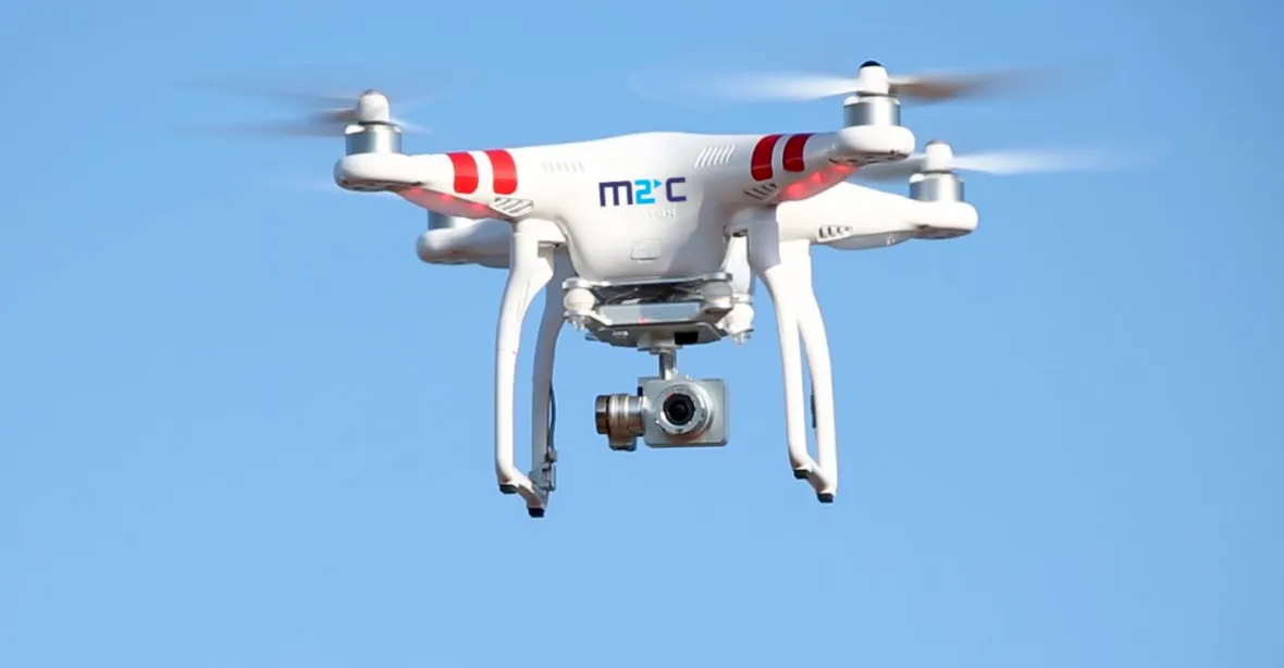 Dron: šikovná pomůcka záchranářů i hrozba zneužití