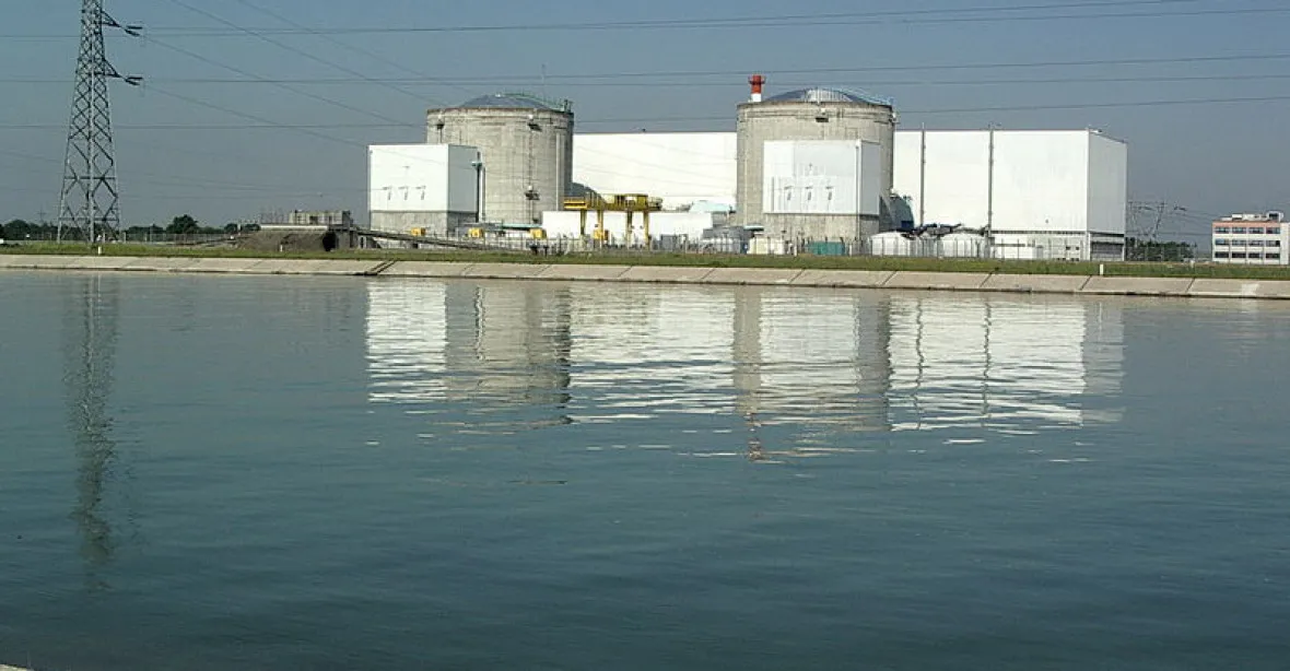 Francie v dubnu 2020 zavře svou nejstarší jadernou elektrárnu