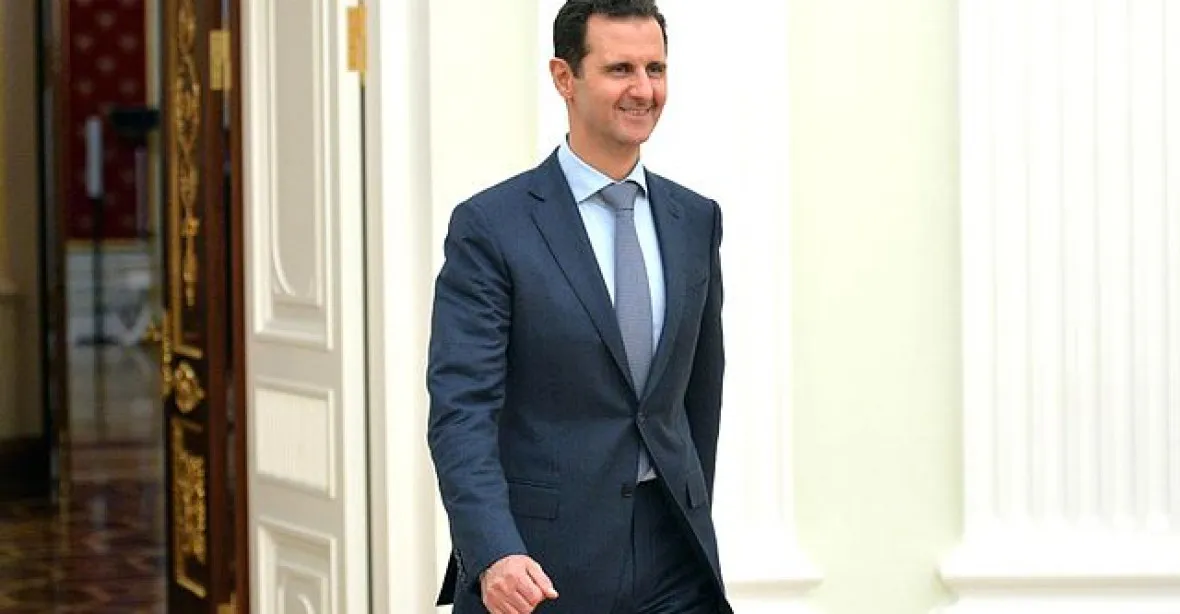 Zběhlý syrský generál: Asad má ještě několik set tun chemických zbraní