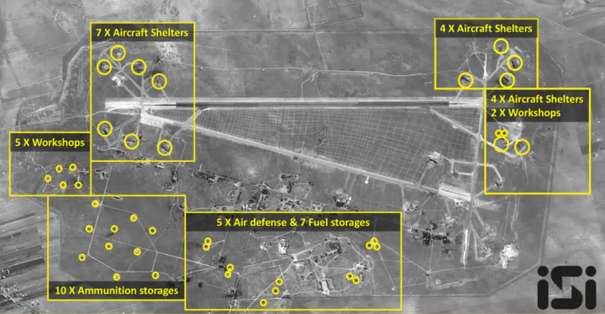 Asadovo letectvo se stahuje pod ruskou ochranu, bojí se útoků USA