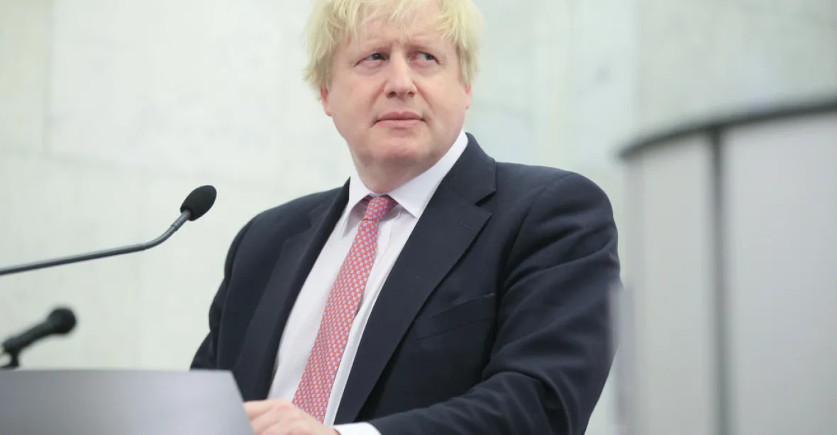 Johnson: Brusel chce Británii vyždímat, nakonec budou platit oni nám