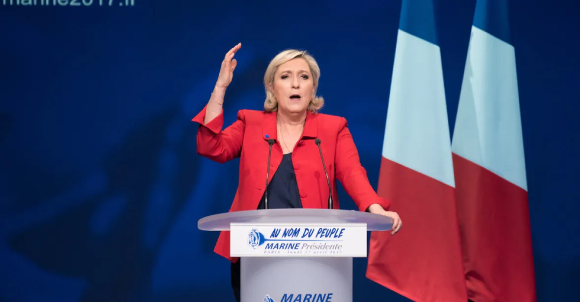 Elity vytvořily tajný plán na „ochranu Francie“ v případě vítězství Le Penové