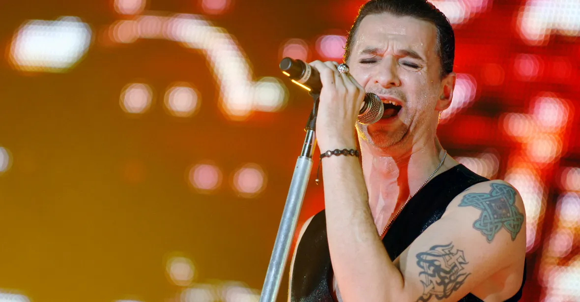 Policie zpřísní kontroly na pražských koncertech Depeche Mode a Rammstein
