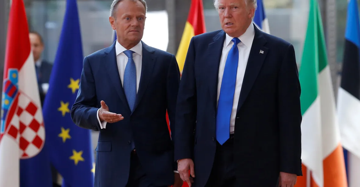 EU se s Trumpem neshodla v pohledu na Rusko, oznámil Tusk