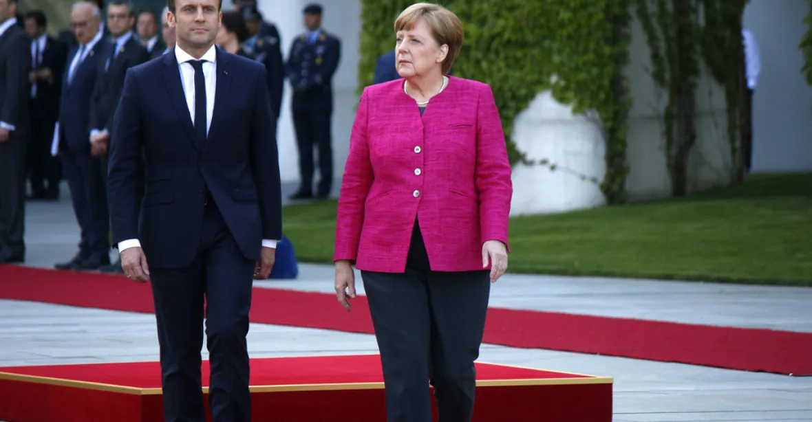 Spolupráce Německa a Francie teď požene Evropu vpřed, libuje si Macron