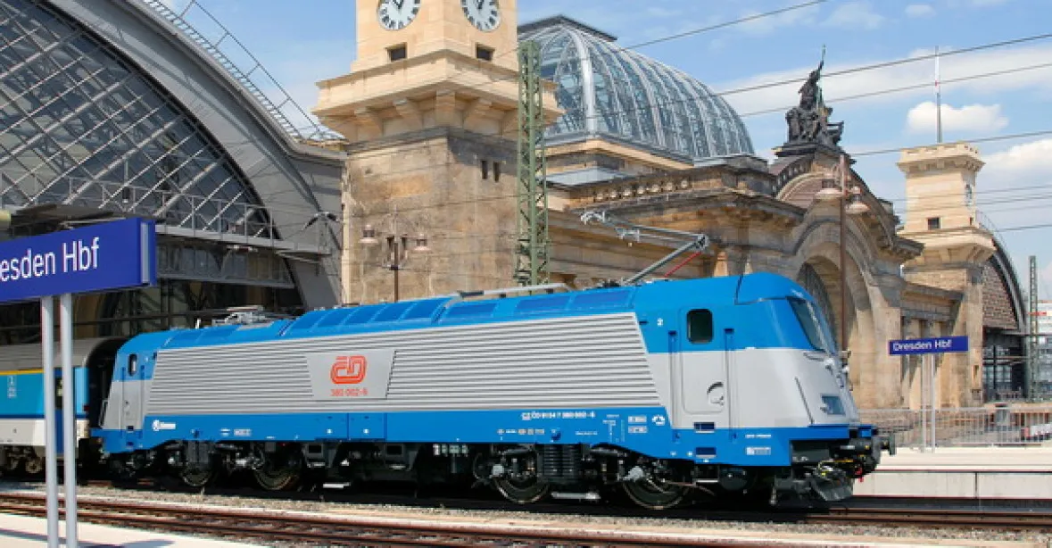 Drama ve vlaku z Prahy: Němci evakuovali pasažéry kvůli střelecké hrozbě
