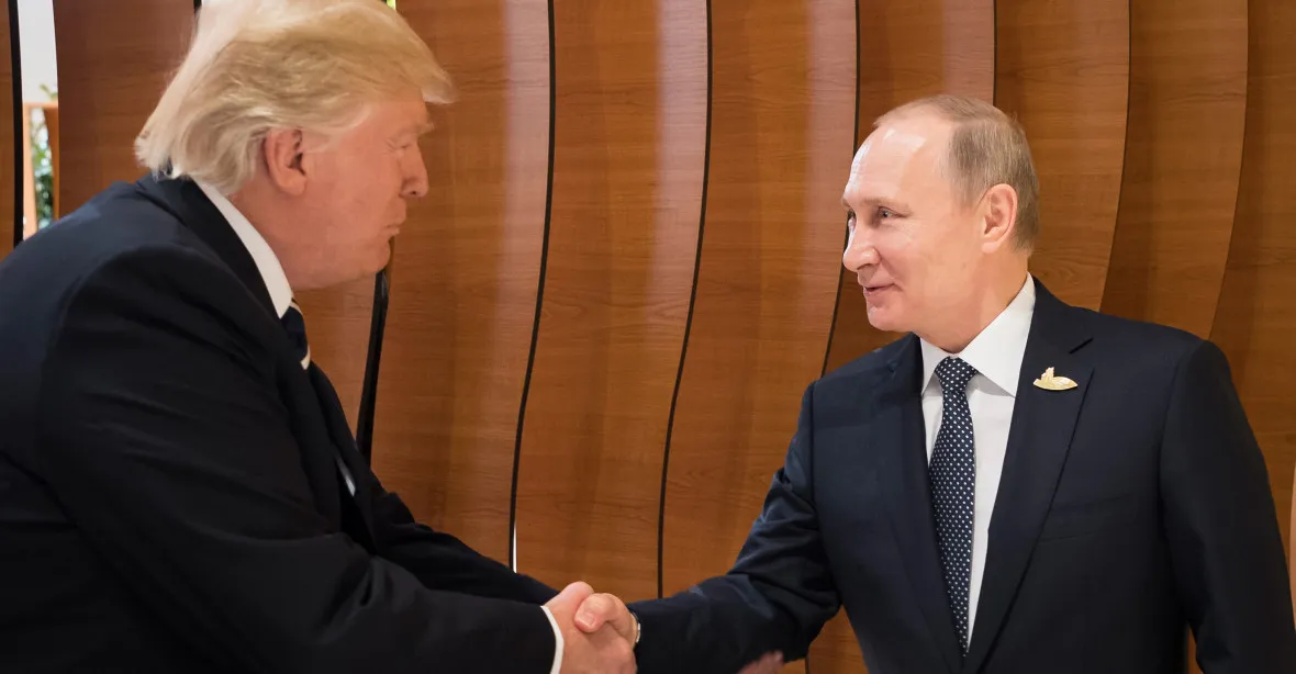 Trump chce konstruktivní vztahy s Ruskem. Sankce ale zůstavají