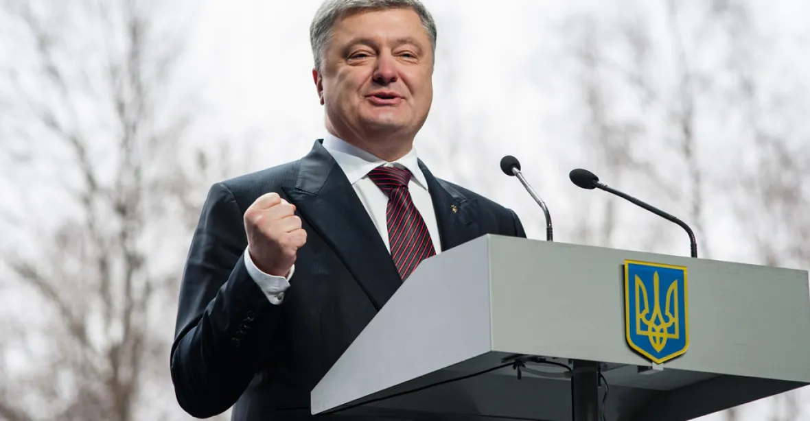 Porošenko: Ukrajina začne jednat o vstupu do NATO