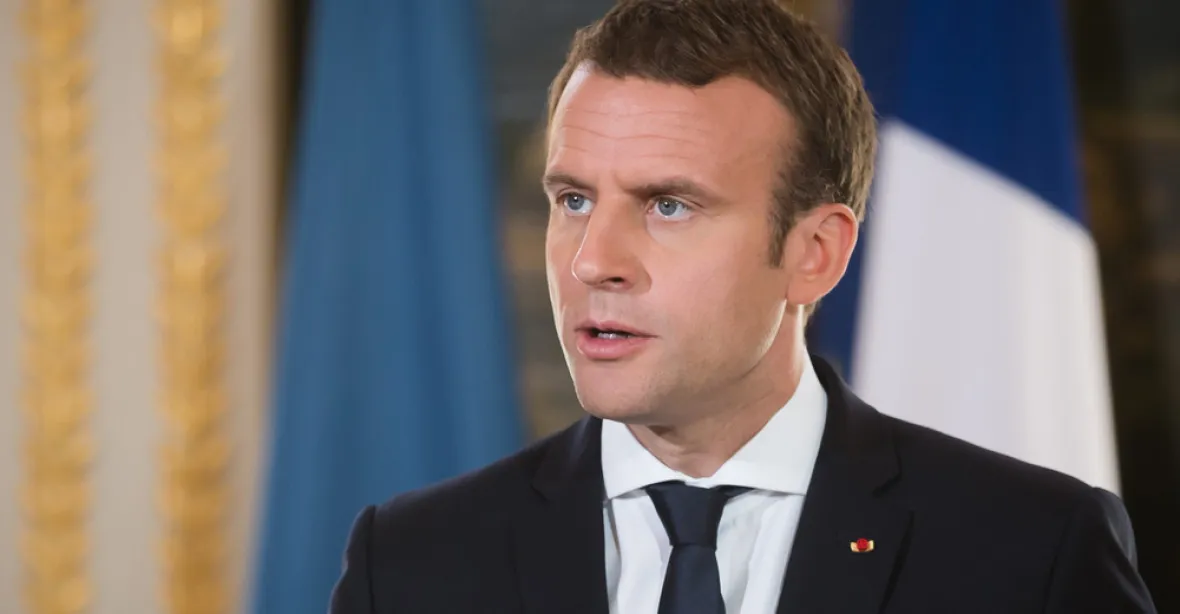 Macron vybídl k obnovení mírových jednání Izraele a Palestiny