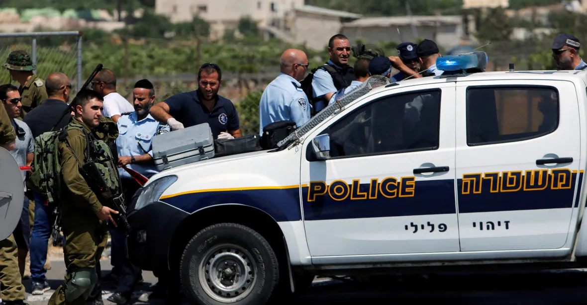 Další útok: Palestinec najel u Jordánu do vojáků, byl zastřelen