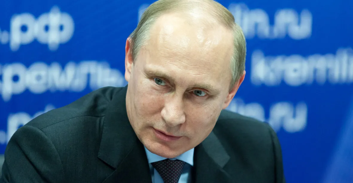 Putin varuje před dodávkami amerických zbraní Ukrajině