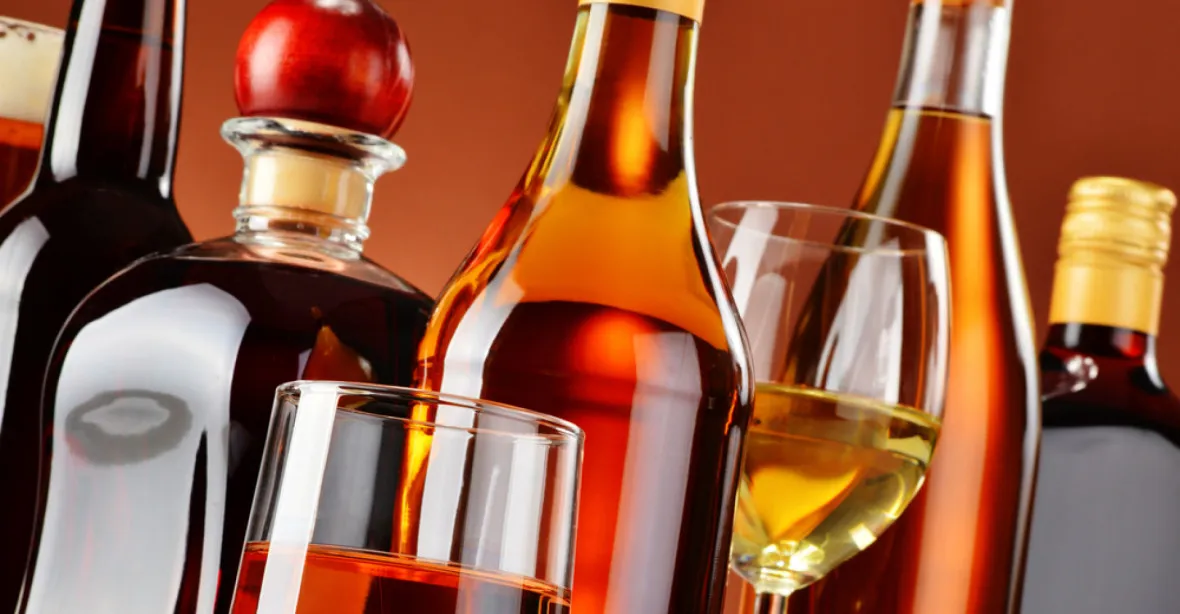 Nadměrné pití alkoholu zkracuje život o 20 let, tvrdí česká studie