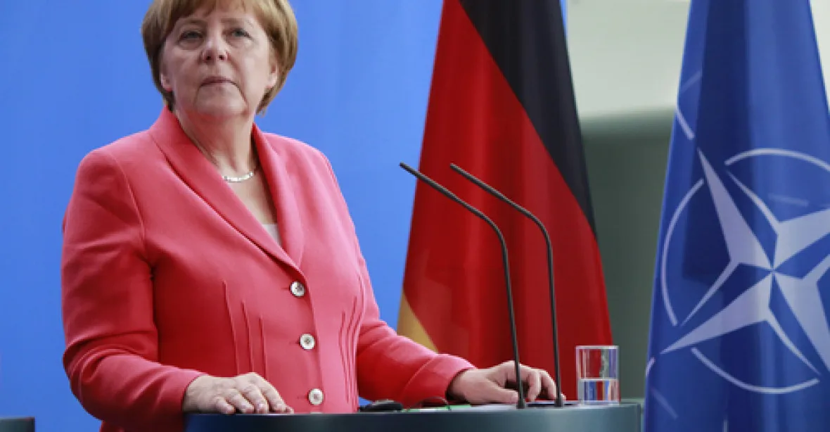 Merkelová by byla pro jadernou dohodu s KLDR jako s Íránem