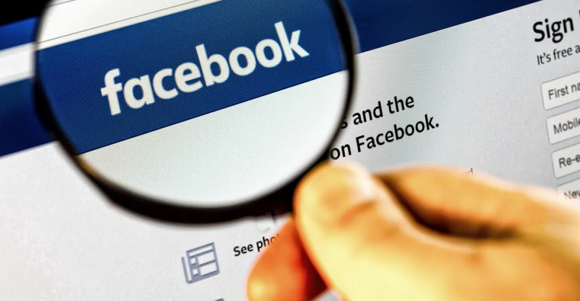 Facebook dostal ve Španělsku pokutu, bez svolení sbíral data uživatelů