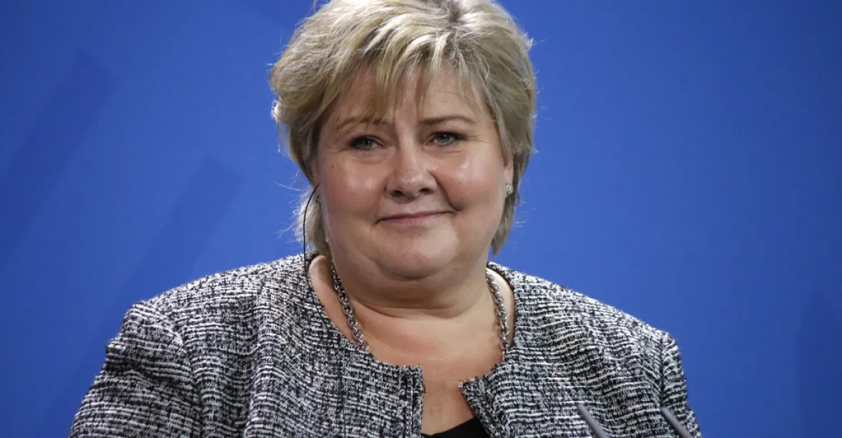 „Železná Erna“ vítězí. Norská premiérka porazila Dělnickou stranu