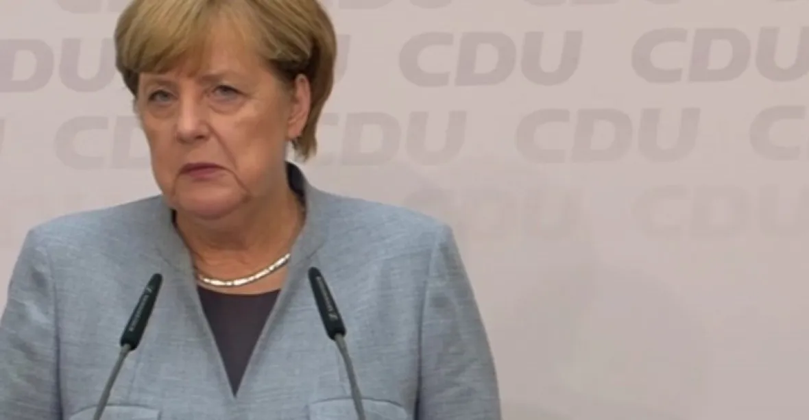Merkelová odmítla spekulace o nových volbách. Chce jednat i s SPD