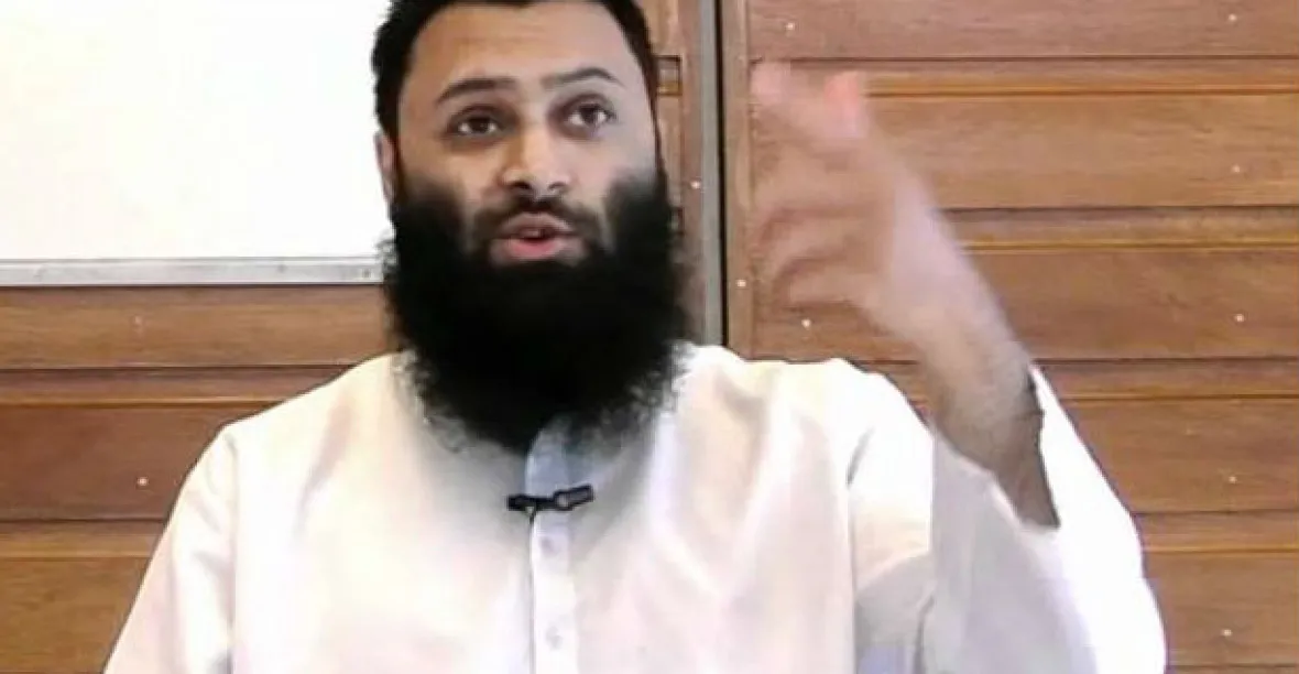 V Německu soudí kazatele. Z mešity vysílal bojovníky do IS