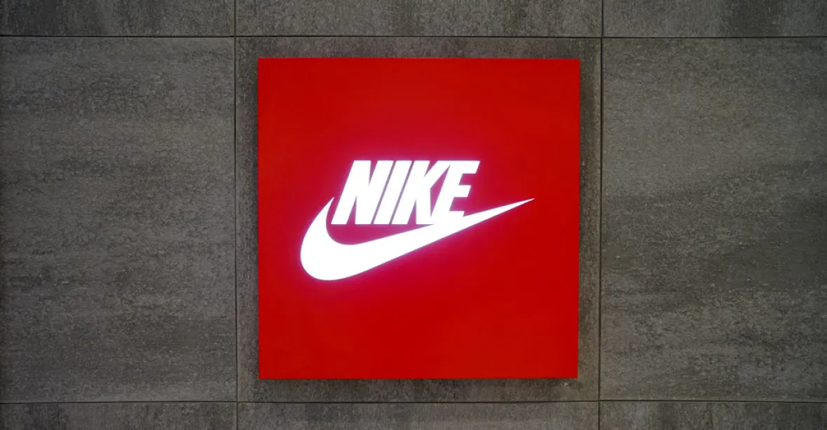 Nike má nižší zisk, tržby rostly nejpomaleji za sedm let