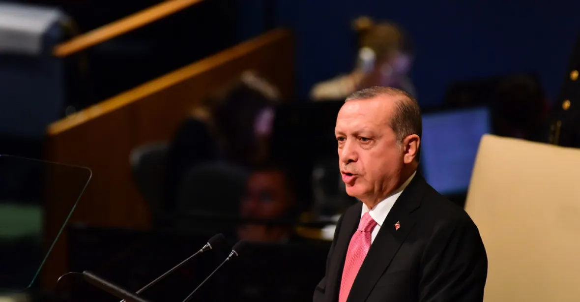 Turecko již nepotřebuje vstoupit do EU, tvrdí prezident Erdogan