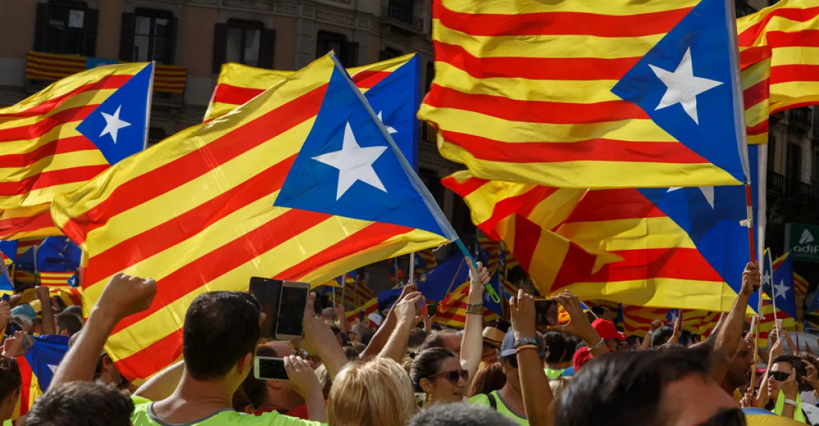 Katalánsko funguje v omezeném režimu, generální stávka se nekoná