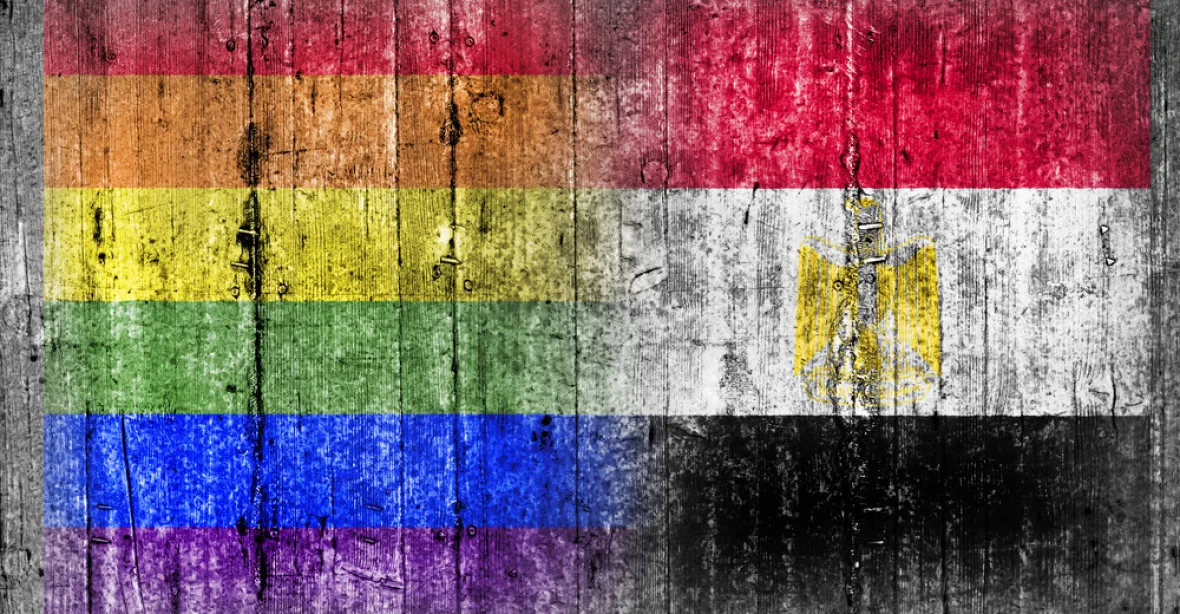 Egypt po koncertě uspořádal hon na gaye. Policie kontrolovala i konečníky