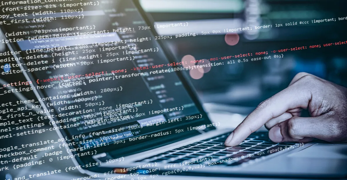 Evropa čelí hackerskému útoku. Počítače zablokoval „Zlý králík“