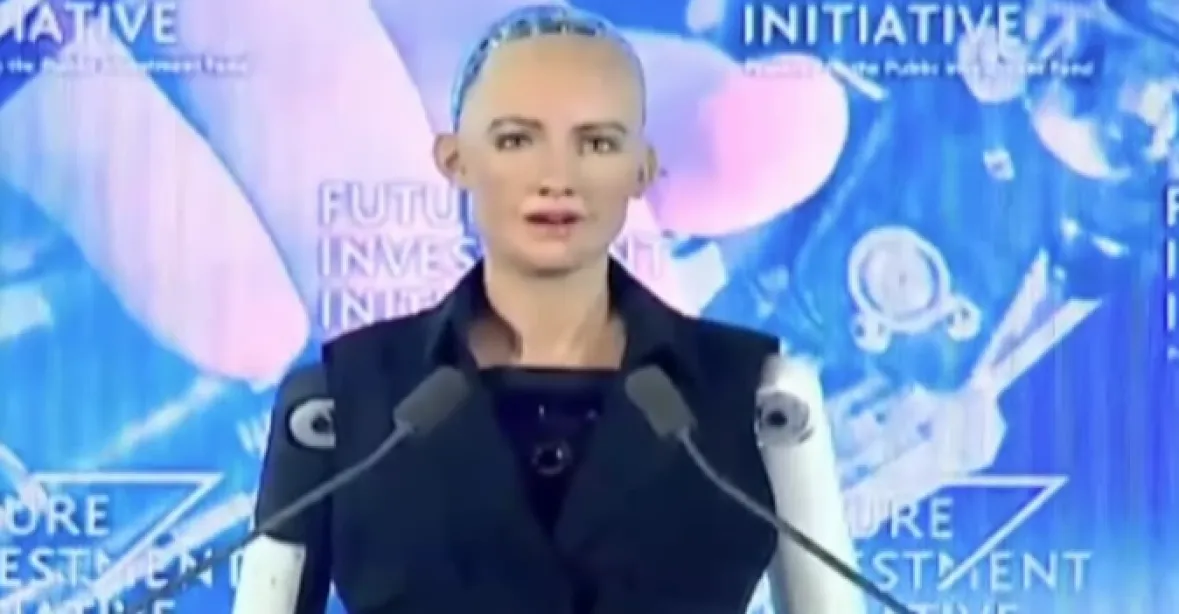 Saúdská Arábie dala občanství robotovi Sophii. Ženy mají méně práv než ona