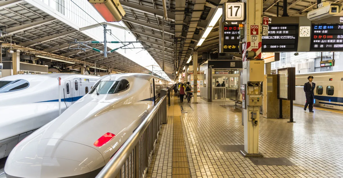Vlak vyrazil v Japonsku o 20 vteřin dřív, dopravce se za to omluvil