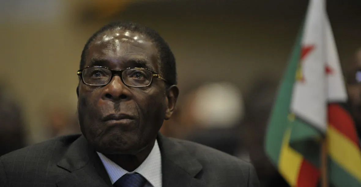 Mugabe podle CNN odstoupí výměnou za imunitu, lhůtu ale nedodržel