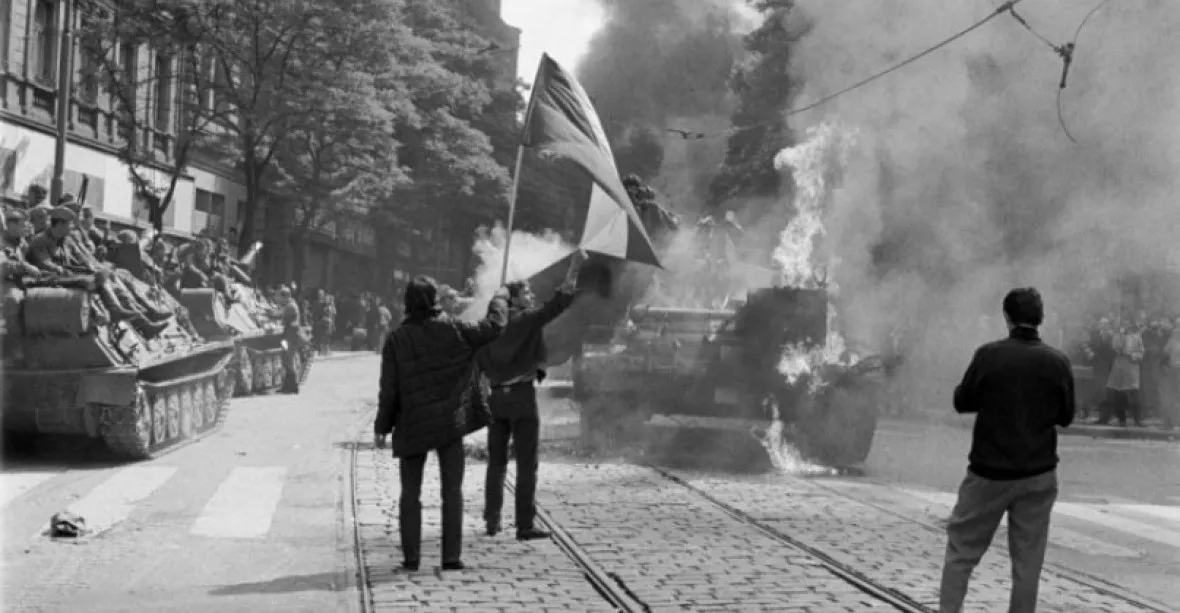 Ruský vládní web: Za okupaci v roce 1968 by měli být Češi vděční. Politici protestují