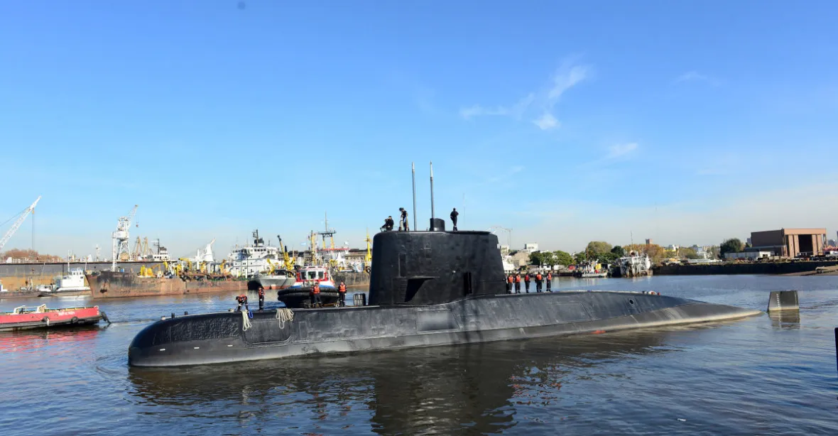 Argentinskou ponorku zasáhl výbuch, posádka nejspíš nežije