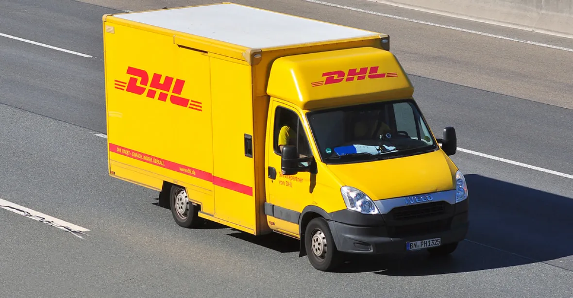 Vyděrač chce po firmě DHL deset milionů eur, jinak hrozí bombami
