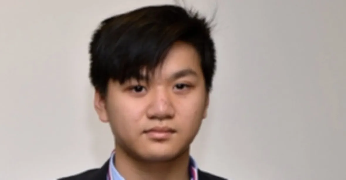 Nejmladší český šachový velmistr: 16letý mladík s vietnamskými kořeny