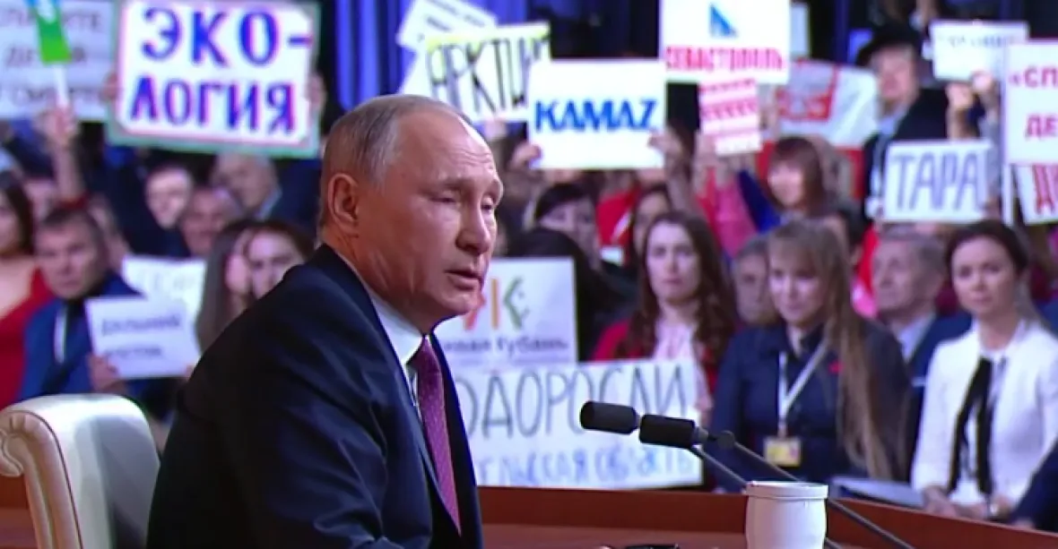 Putinova velkolepá tiskovka, chválil Trumpa a odmítl kritiku Ruska kvůli dopingu
