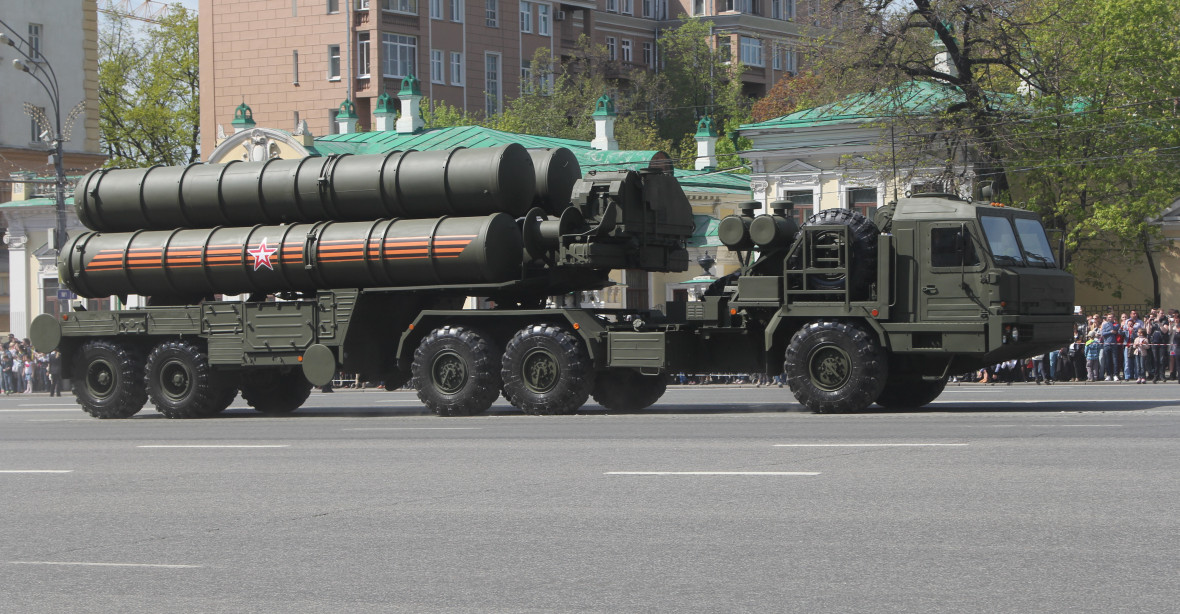 Rusko přesunulo na Dálný východ systémy S-400. I Moskva se bojí raket KLDR