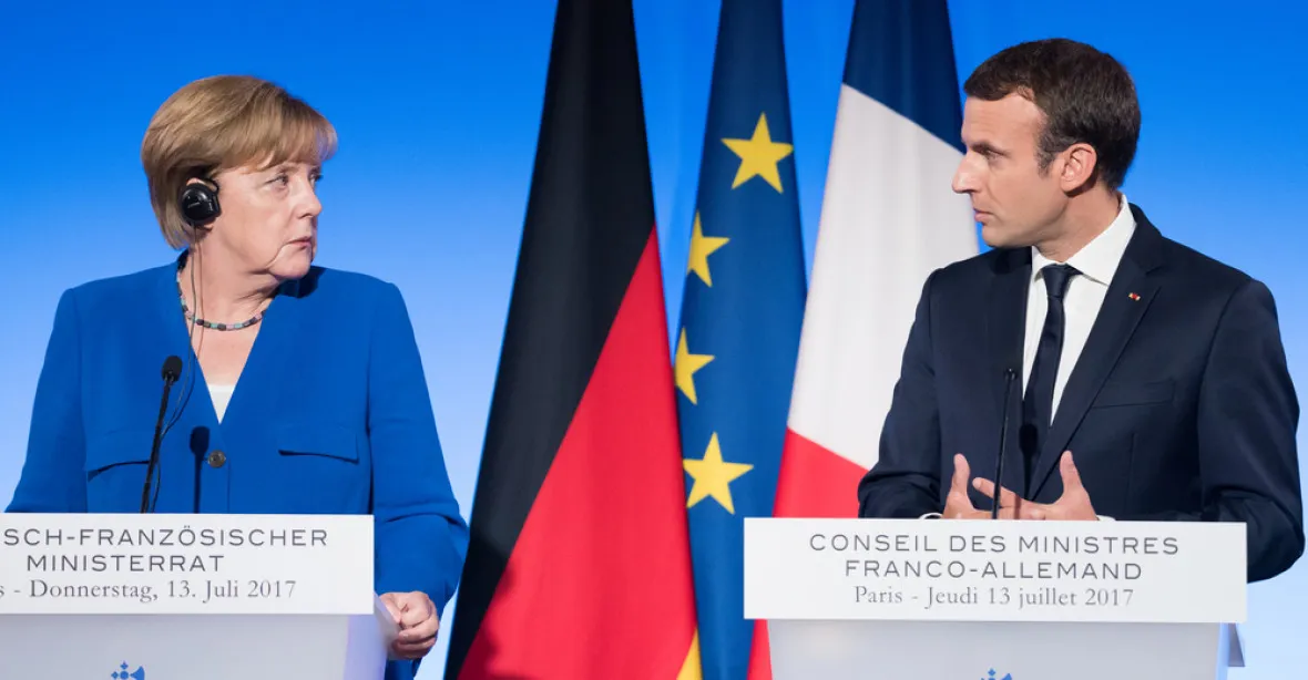 Začněte na Ukrajině plnit mírové dohody, vyzývají Macron s Merkelovou