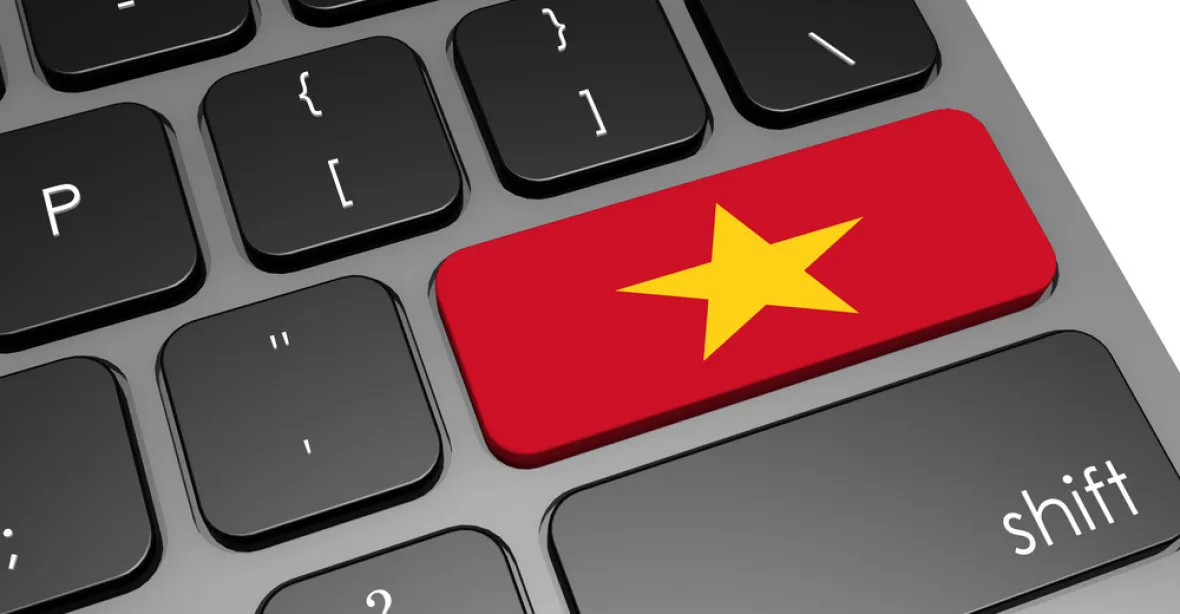 Vietnam chce kontrolovat internet, na opozici nasadí 10 000 inspektorů