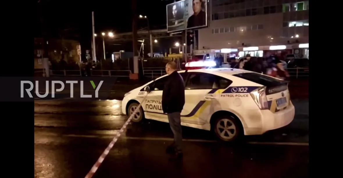 Policie zadržela muže, který držel rukojmí na poště v Charkově. Nikdo nebyl zraněn