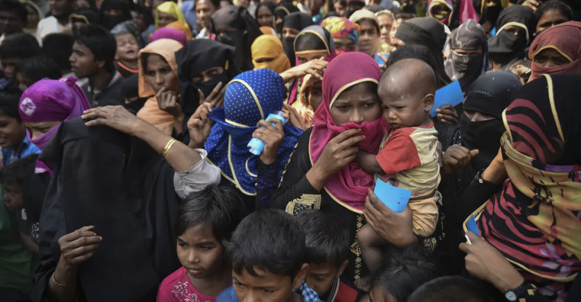 Přelom. O masakru Rohingů poprvé promluvili jeho pachatelé