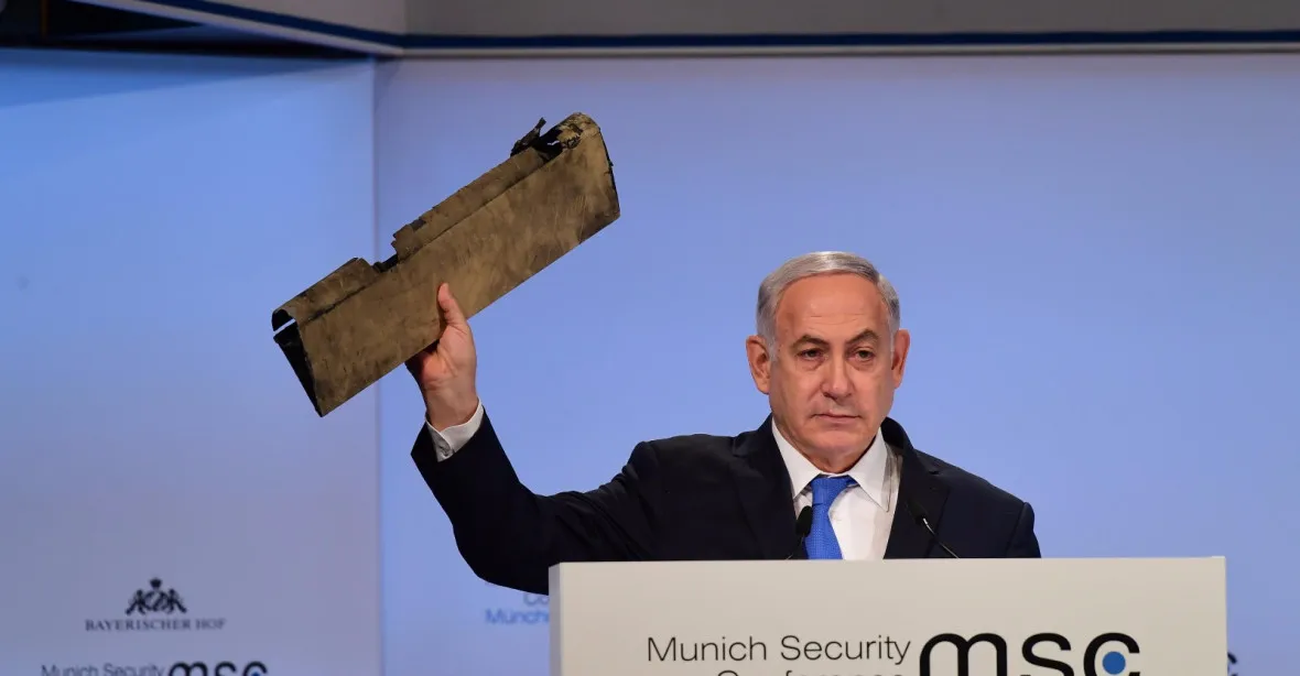 Netanjahu: Budeme proti Íránu konat bez zaváhání. Íránskému ministrovi vrátil „kus“ dronu