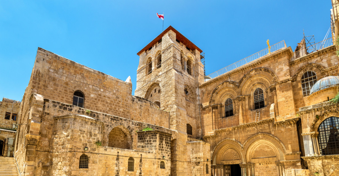Kněží uzavřeli Chrám Božího hrobu na protest proti daňové politice Izraele