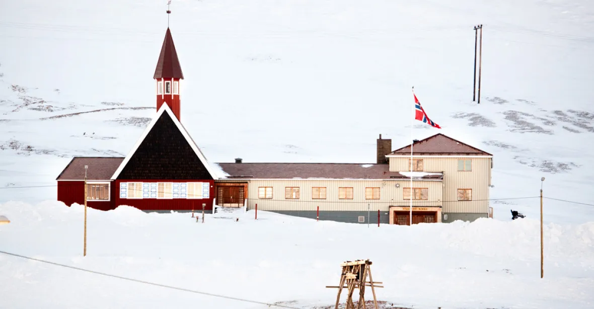 Chraňme boží přírodu, vyzývá pastor u Severního pólu. Bojí se oteplování