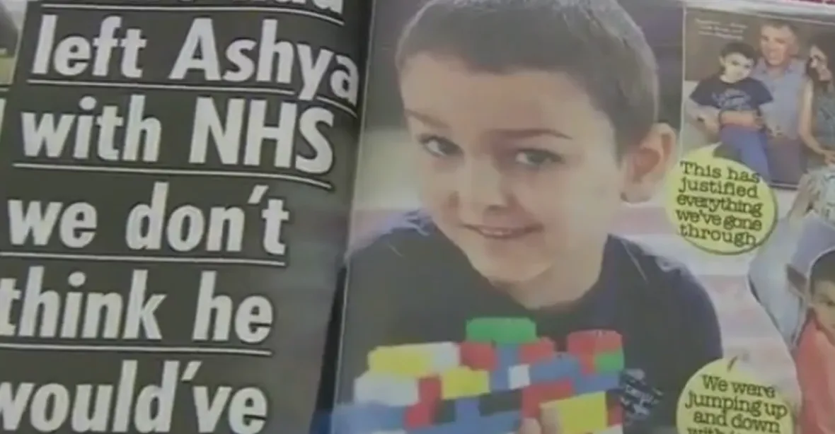 Britský chlapec, který se léčil v Praze, se zbavil rakoviny. Jinde mu nedávali šanci