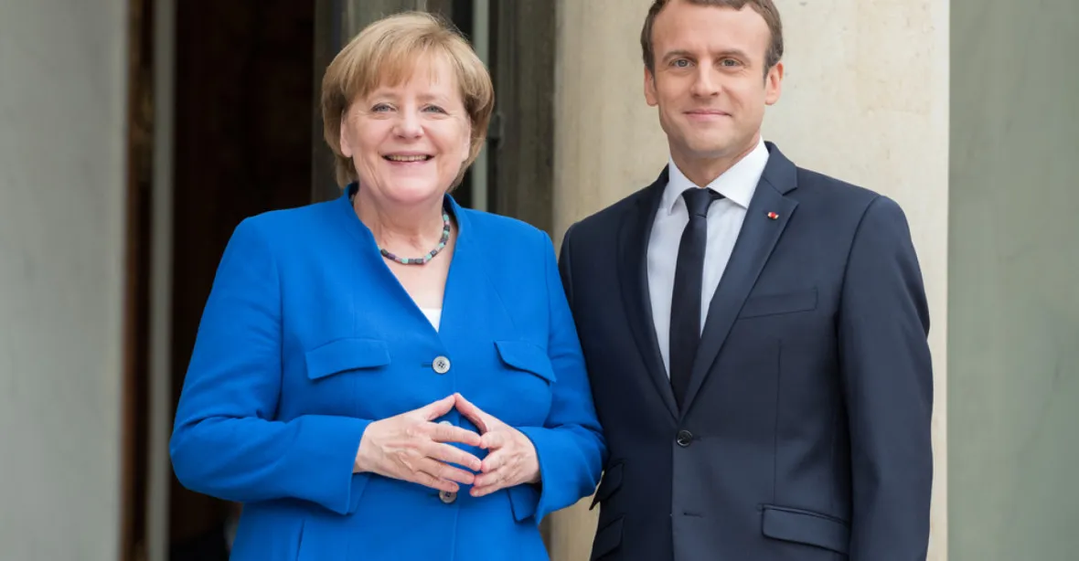 Merkelová s Macronem domlouvají reformu eurozóny. Chtějí hlubší integraci