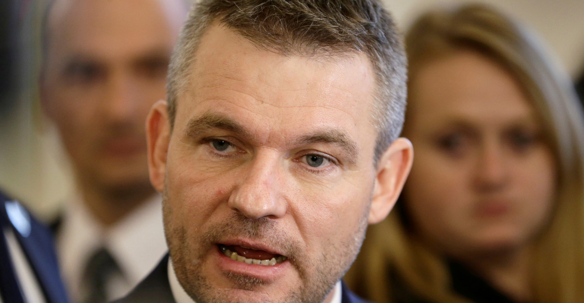 Slovensko má nového premiéra, Roberta Fica vystřídal Peter Pellegrini