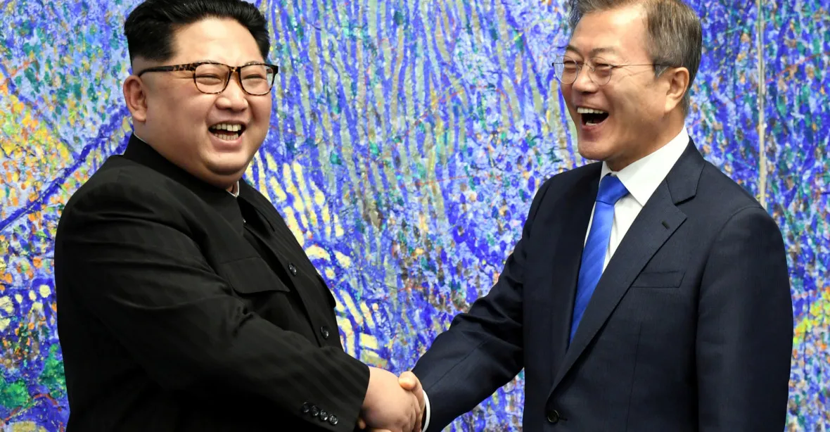 Korejský poloostrov bude bez jaderných zbraní, dohodli se vůdci severu a jihu