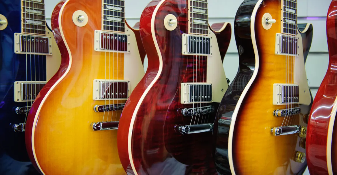 Legendární výrobce kytar Gibson má potíže. Požádal o ochranu před věřiteli