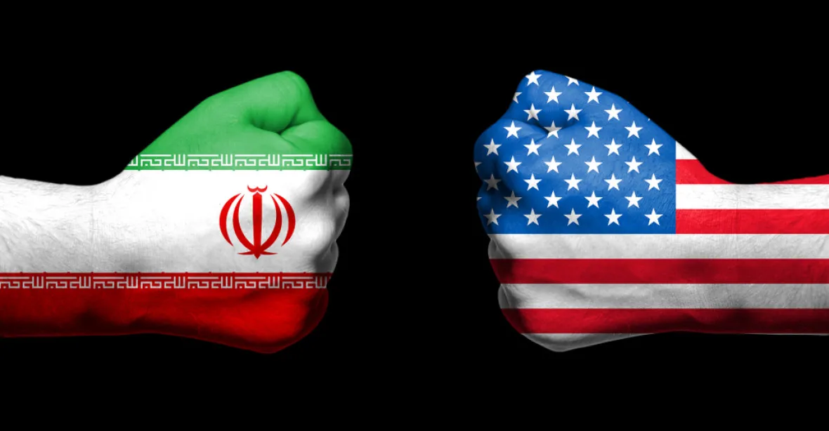 Rúhání zopakoval, že Írán dohodu dodrží, pokud nebudou sankce